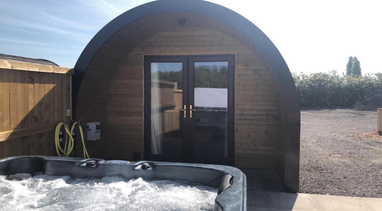 Готель Superior Glamping Pod With Hot Tub Фродшем Екстер'єр фото